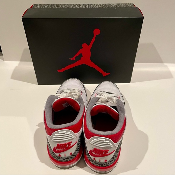 Nike Air Jordan 3 Retro ‘Fire Red’ 2022 GradeSchool Size 7Y - Picture 12 of 15